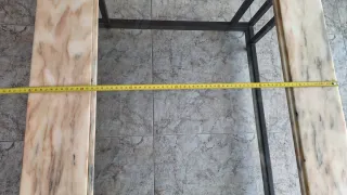 Mesa centro mármol y cristal, es para arreglar