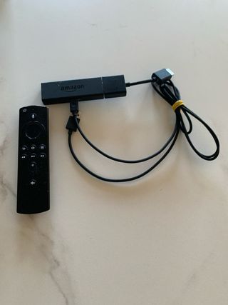 Amazon Fire TV Stick con Mando