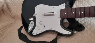 Guitarra PS4 Fender para juego Rock Band