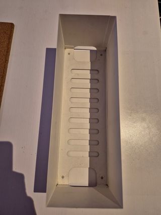 Caixa para tomadas Ikea