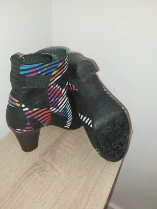 Botines Camper Piel Estampado Moderno Talla 37