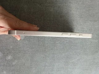 iPhone 12 Bianco senza alcun graffio