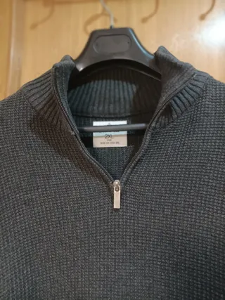 Jersey gris oscuro hombre cuello cremallera