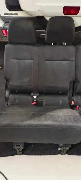 Asientos Traseros Mitsubishi Montero V80