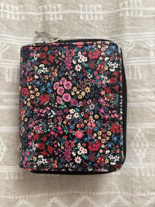 Cartera de flores multicolor
