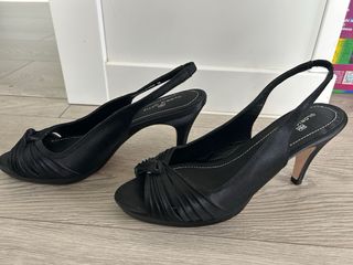 Zapatos de fiesta Gloria Ortiz negros