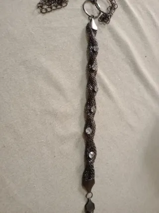 Girocollo nero e argento con strass