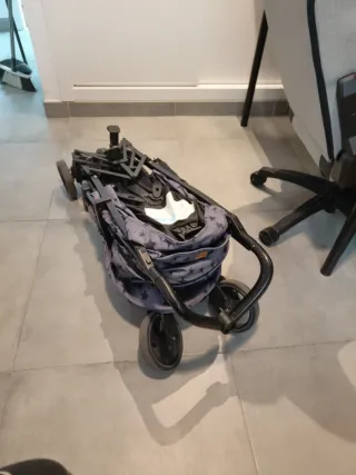 Carro de paseo Tuc Tuc estrellas