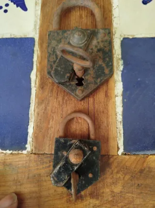2 Candados Antiguos con Llave