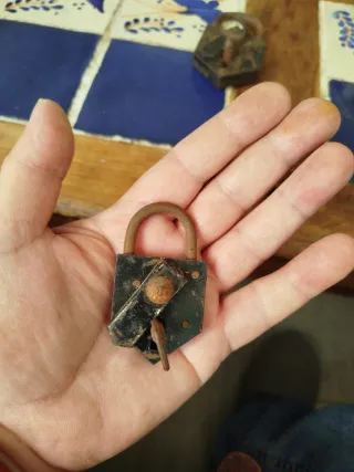 2 Candados Antiguos con Llave