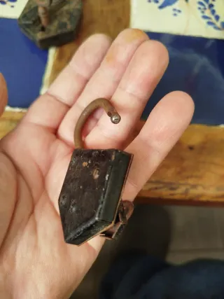 2 Candados Antiguos con Llave