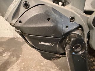 Bici eléctrica montaña doble suspensión,