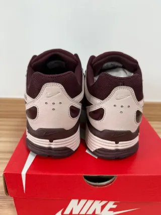 Zapatillas Nike P-6000 Granate y Rosa