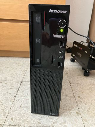 Ordenador Lenovo y Monitor Dell