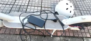 Patinete Xiaomi electrico + Casco