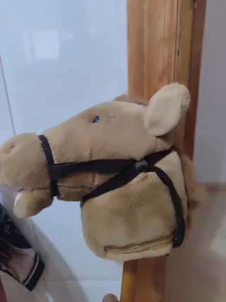 Caballito de peluche para niños