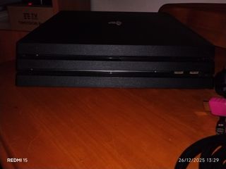 PlayStation 4 Pro (PS4 Pro) Nera