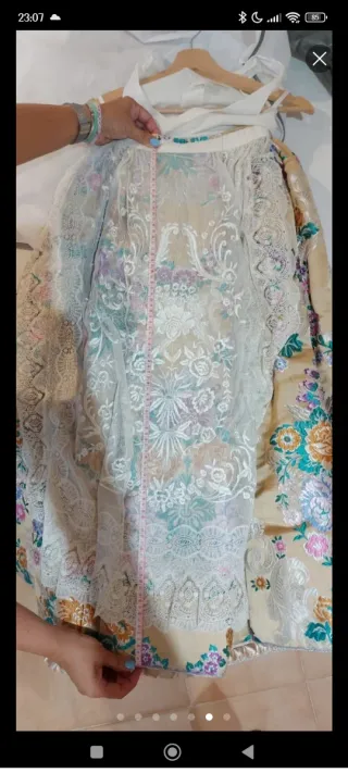 Traje de Fallera 8/11 años + Can Can 75+ corpiño