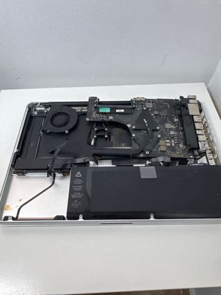 2 MacBook Pro para piezas (2010-2012)