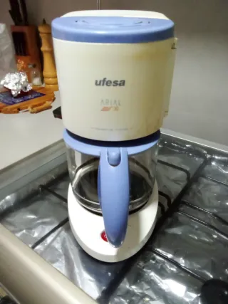 Cafetera Ufesa Arial 30 con filtro permanente