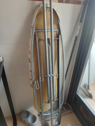 Tabla de planchar plegable