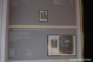 Libro con los Sellos de España y Andorra 2002.