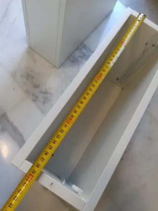 Mesitas de noche flotantes plateadas