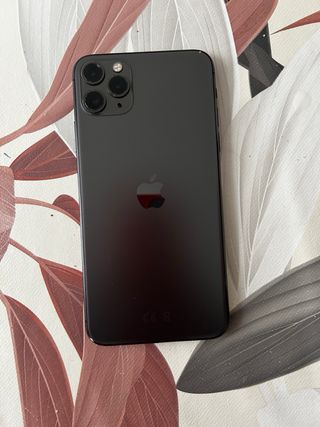 iPhone 11 Pro Max impecable