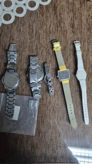 Lote de 5 Relojes