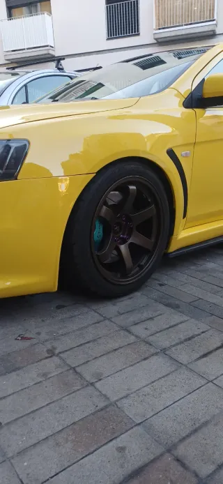 Mitsubishi Lancer 2012