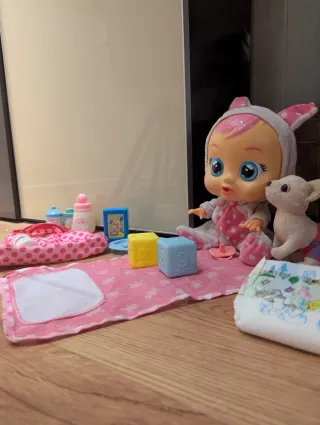 Muñeca Bebé Llorón con accesorios