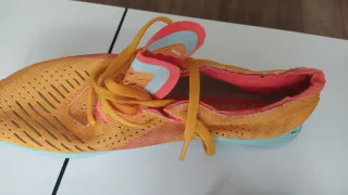 Zapatillas Atletismo Hoka Naranja y Rosa
