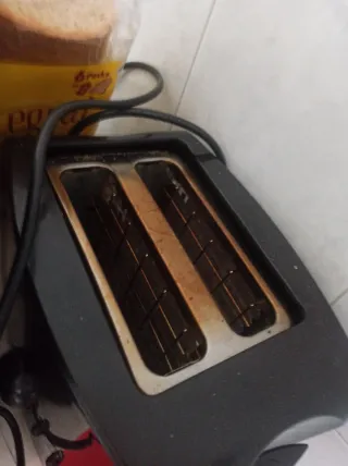 Tostador Ariete Negro y Plateado