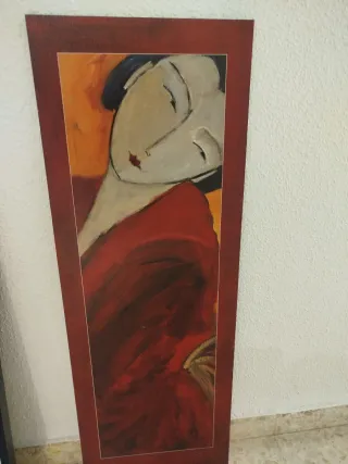 Mesa de centro madera con estante, cajón y cuadro