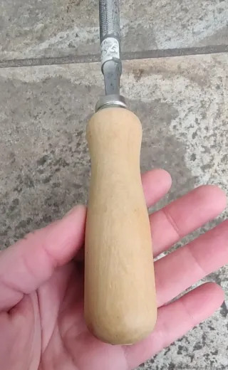 HERRAMIENTA LIMA/ESCOFINA REDONDA CARPINTERO