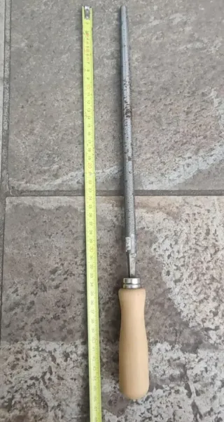 HERRAMIENTA LIMA/ESCOFINA REDONDA CARPINTERO