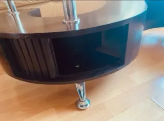 Mesa centro cristal wengue y metal con 2 taburetes