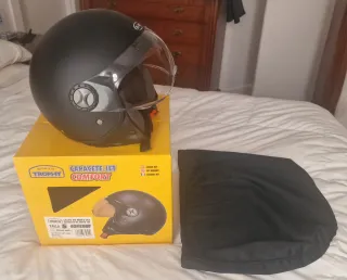 Casco Moto Jet Talla S Negro Mate. Nunca usado