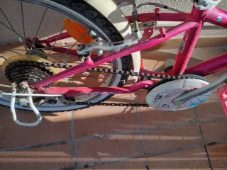 Bicicleta niña rosa y blanca