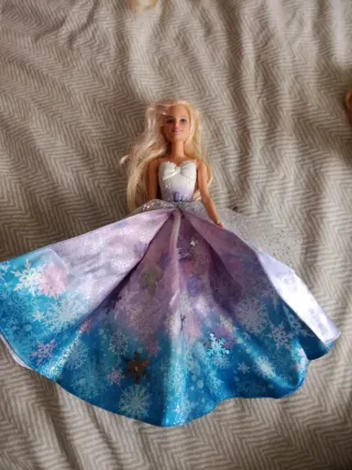 Muñeca Barbie Vestido Hielo