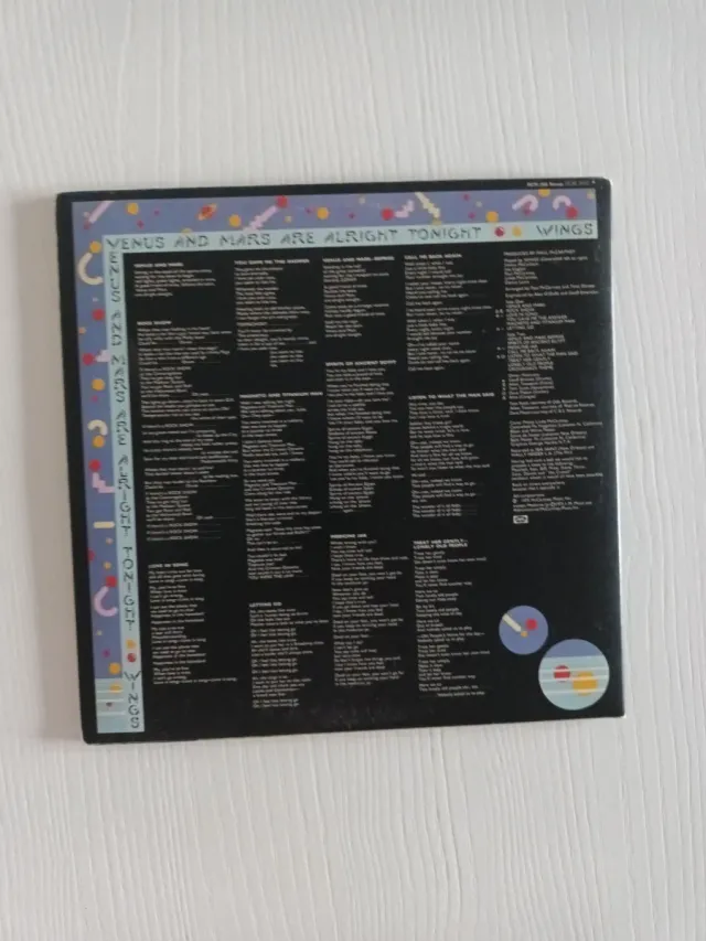 LP WINGS,VENUS AND MARS