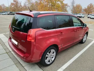 Peugeot 5008 2010