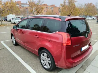 Peugeot 5008 2010