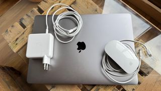 MacBook Pro 15" (2018) | i7 6-Core | 16GB RAM |