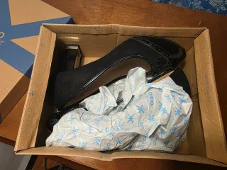 Zapatos negros de tacón 39