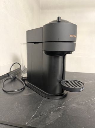 Cafetera Nespresso Vertuo Negra