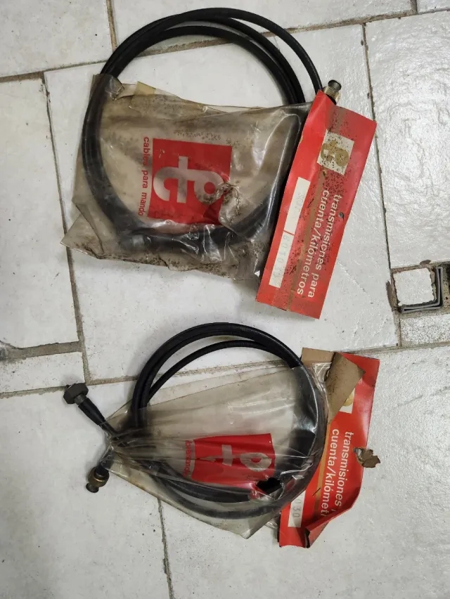 Cable cuentakilómetros SEAT 127 y más revisa refe
