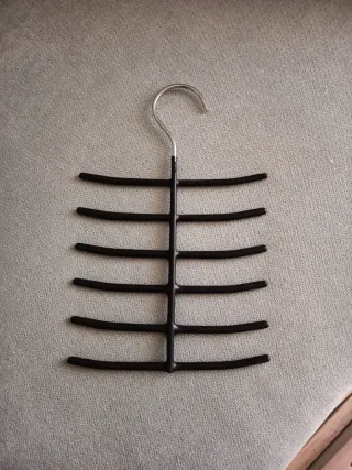 Percha para corbatas y cinturones