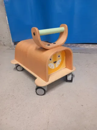 Correpasillos madera con cara de animal