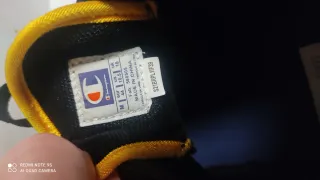 Zapatillas Champion Negras y Amarillas